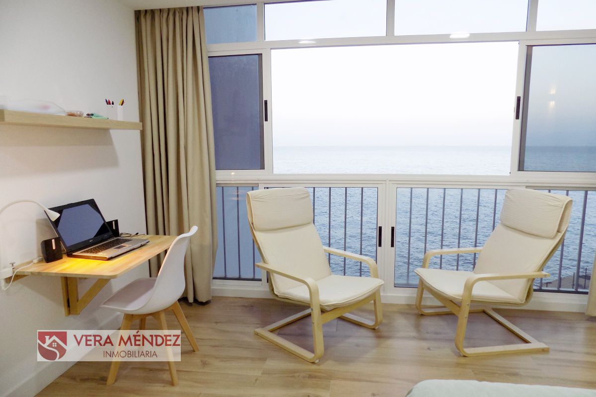 Studio avec vue sur mer incroyable